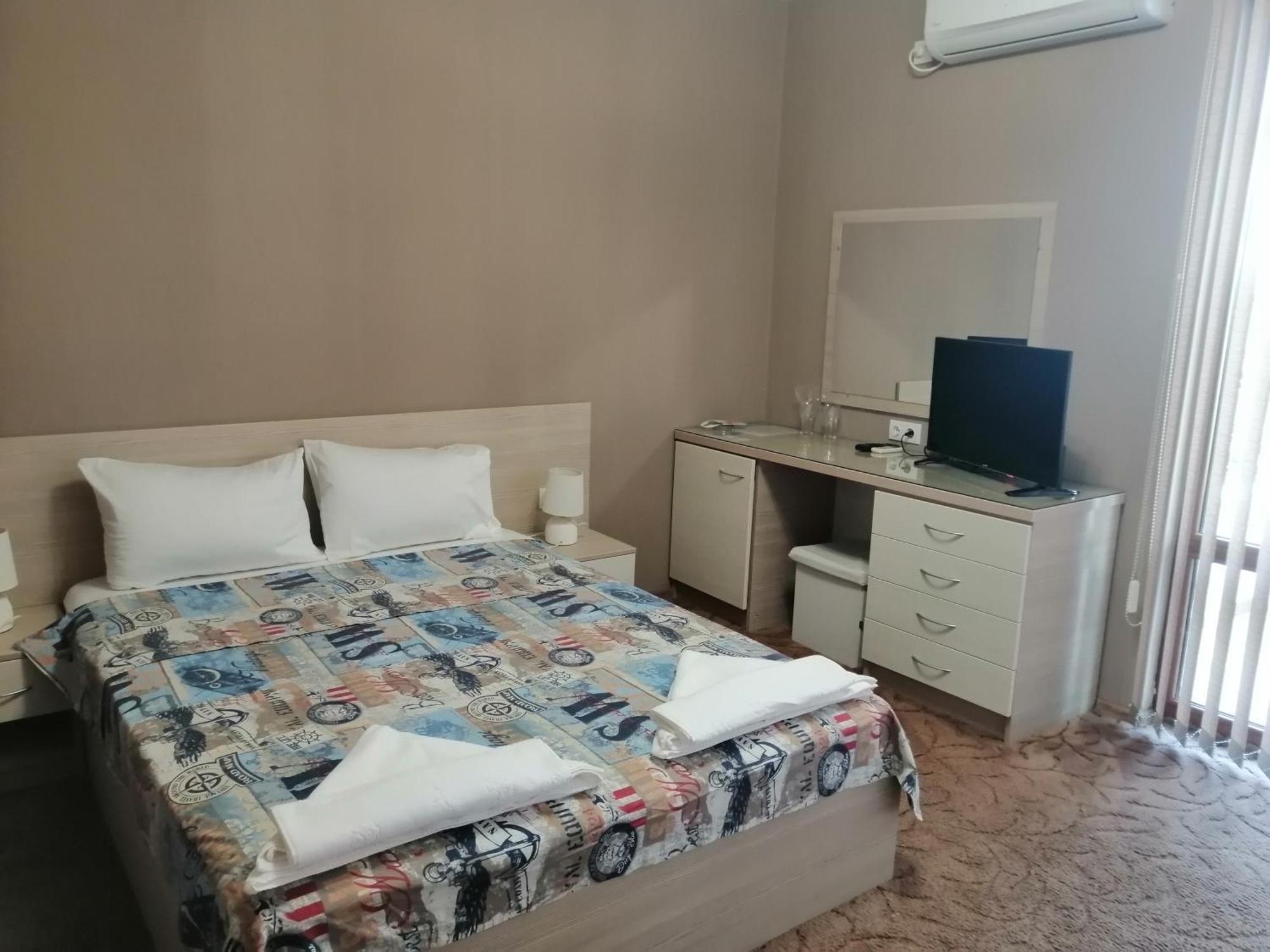 Джорджия Hotel Kiten  Bagian luar foto